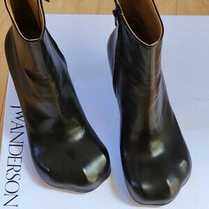 J.W. Anderson Black Paw Boots Sz 39.5